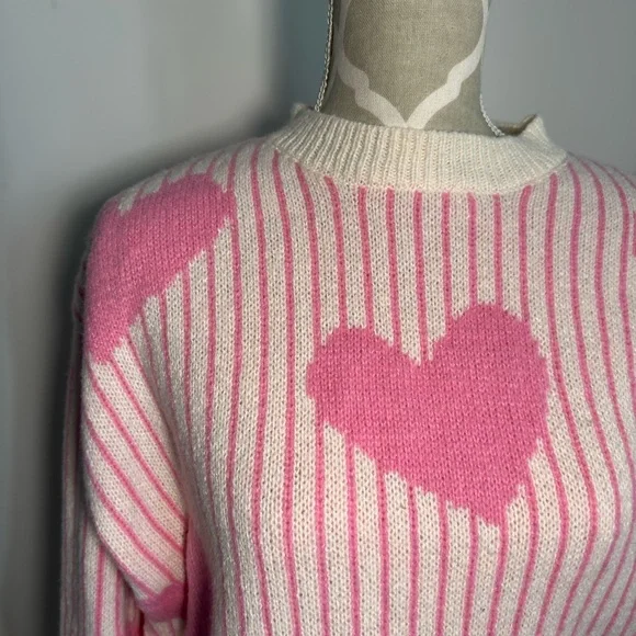 Pink Heart Patterned Sweater - Picture 2 of 3